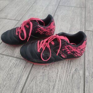 Brava Girls Soccer Cleats Black & Pink Size 12D